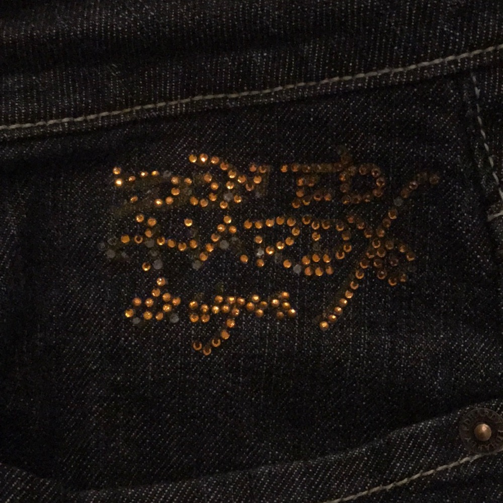Clothes - Picture 3 of 5